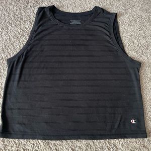 Women’s champion polyester/spandex, lightweight tank top size 2 XL
